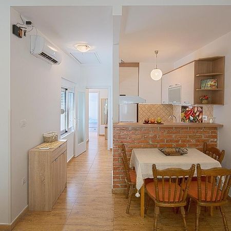 Apartment Kotor Bay Екстериор снимка