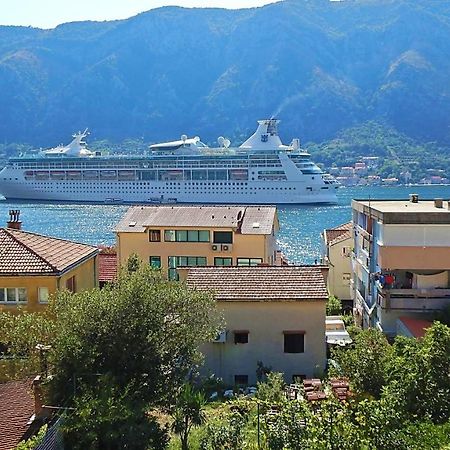 Apartment Kotor Bay Екстериор снимка