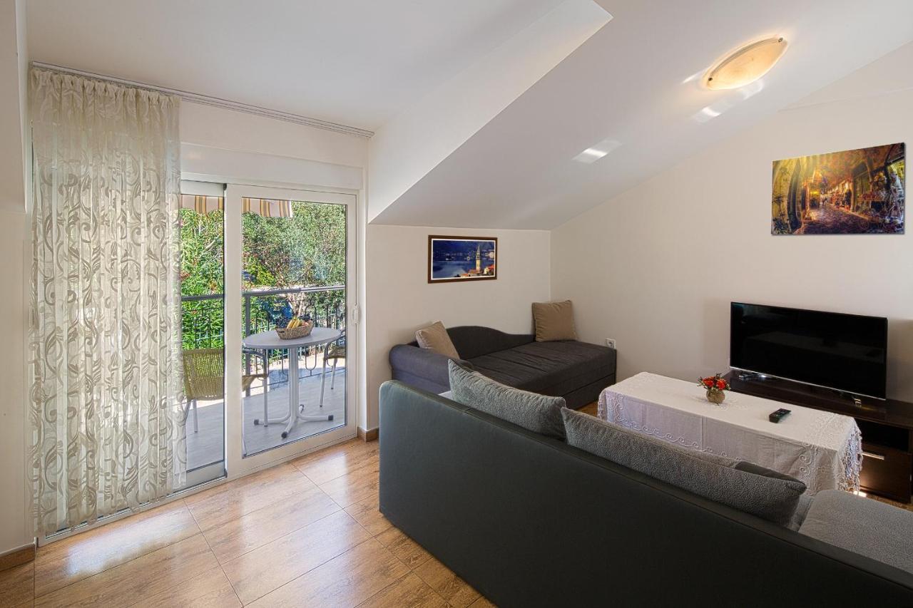Apartment Kotor Bay Екстериор снимка