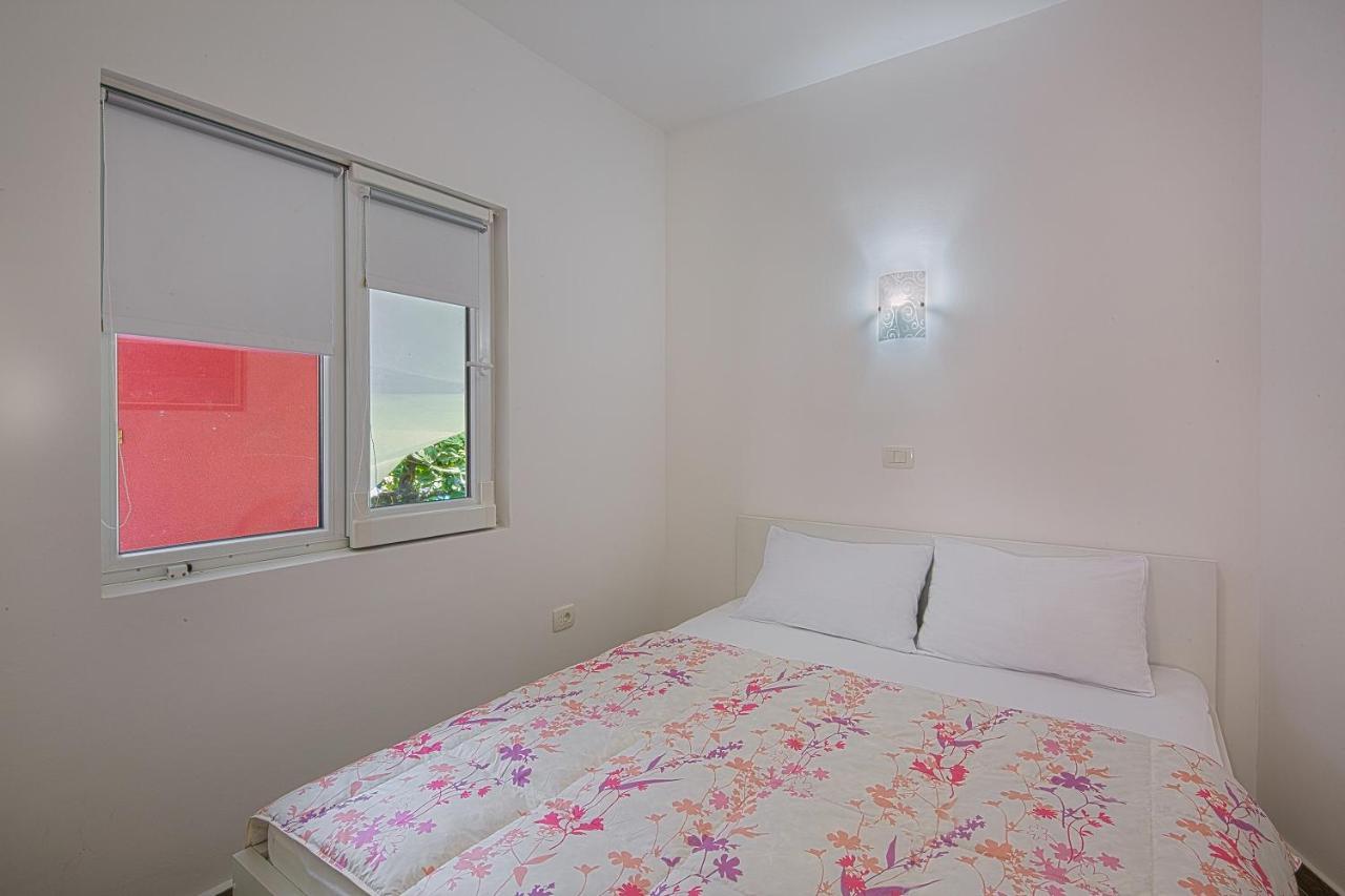 Apartment Kotor Bay Екстериор снимка